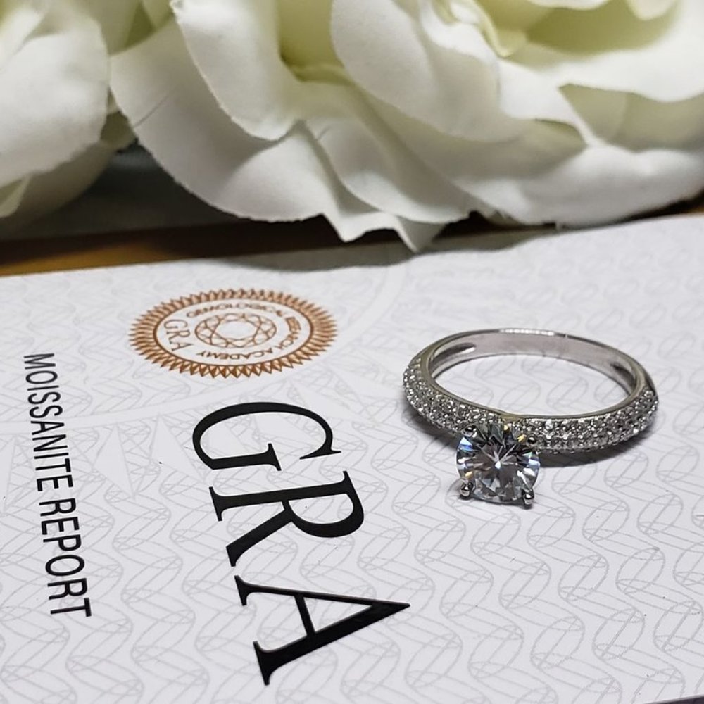 1 Carat Moissanite Solitaire Ring with 925 Sterling Silver Band